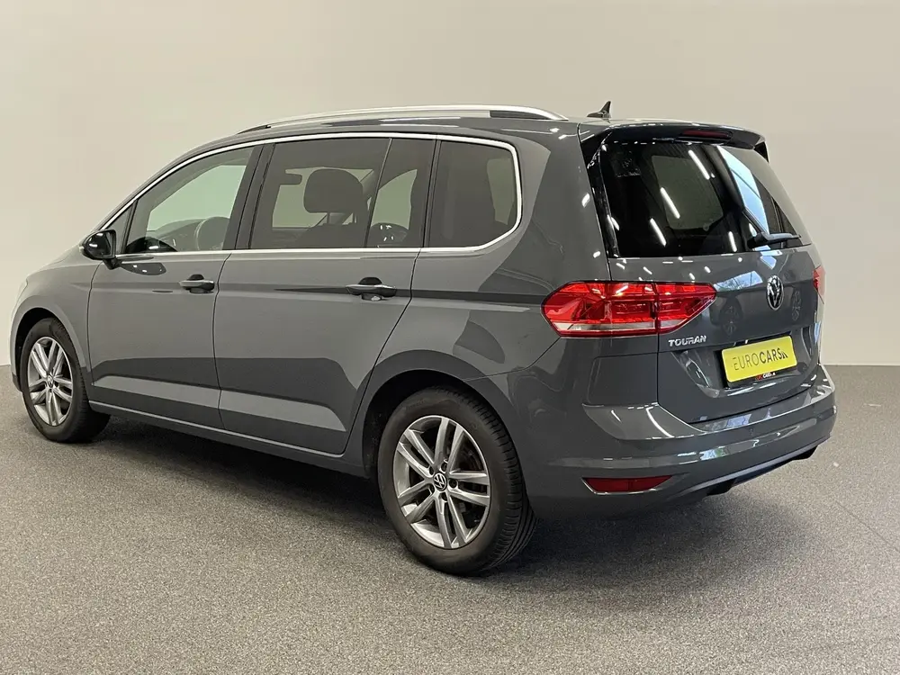 Volkswagen Touran 1.5 TSI DSG Highline Navigatie Parkeersens uit 2020, foto 7