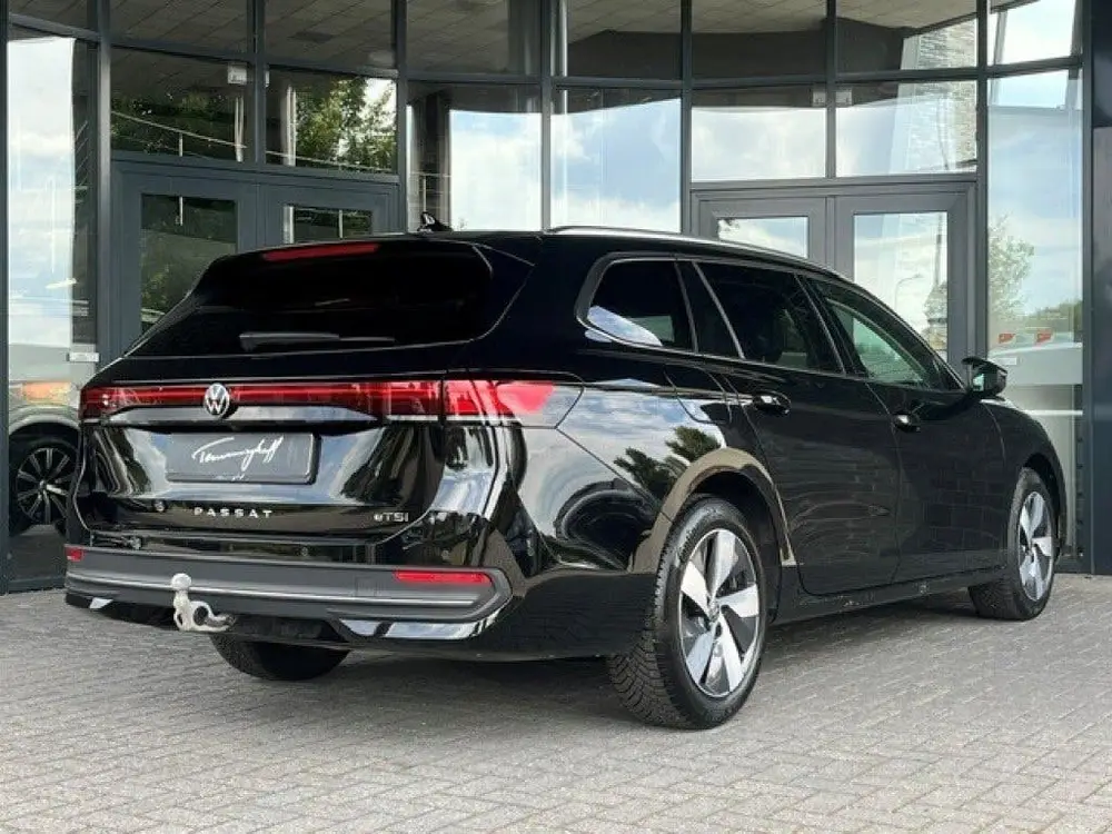 Volkswagen Passat Variant 1.5 ETSI 110 KW BUSINESS - TREKH. uit 2025, foto 3