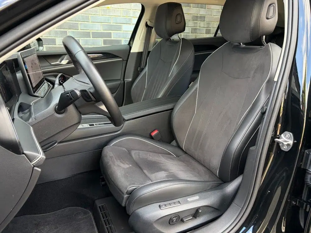 Volkswagen Passat Variant 1.5 ETSI 110 KW BUSINESS - TREKH. uit 2025, foto 8