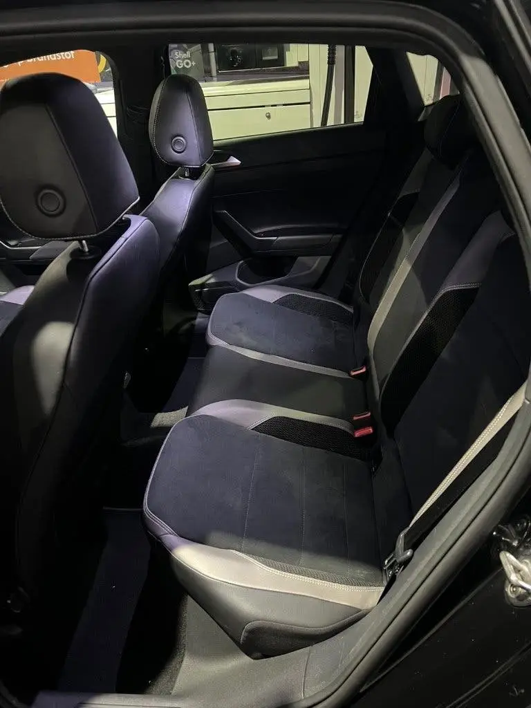 Volkswagen Polo 2.0 TSI 200pk 6-DSG 2020 Zwart uit 2020, foto 8
