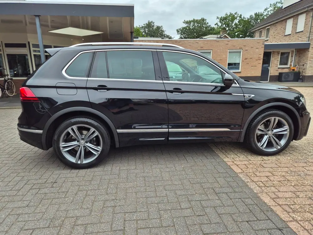 Volkswagen Tiguan 1.5 TSI ACT Highline Business R uit 2020, foto 11