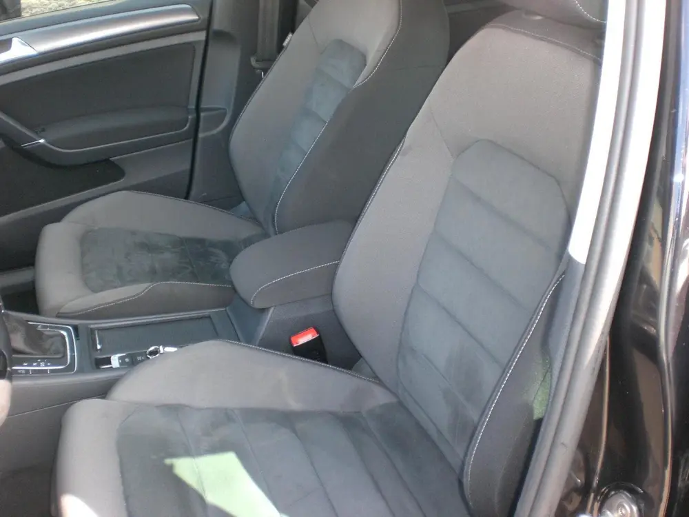 Volkswagen Golf Variant 1.0 TSI Highline 115pk Automaat (DSG uit 2019, foto 3