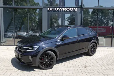 Volkswagen Taigo 1.5 TSI R-Line PANO CAM CARPLAY' uit 2022