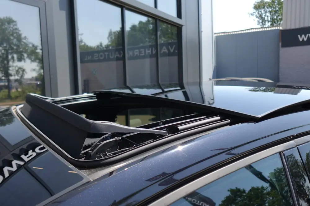 Volkswagen Taigo 1.5 TSI R-Line PANO CAM CARPLAY' uit 2022, foto 8