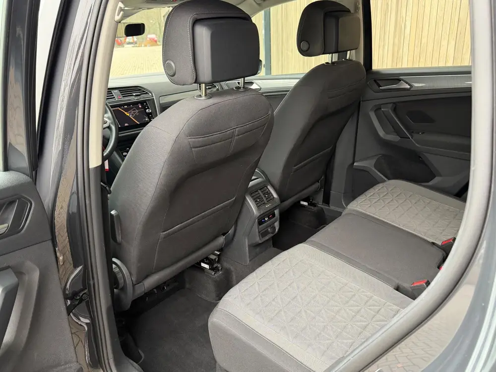 Volkswagen Tiguan 1.4 TSI eHybrid Life / Trekhaak / DH / uit 2022, foto 17