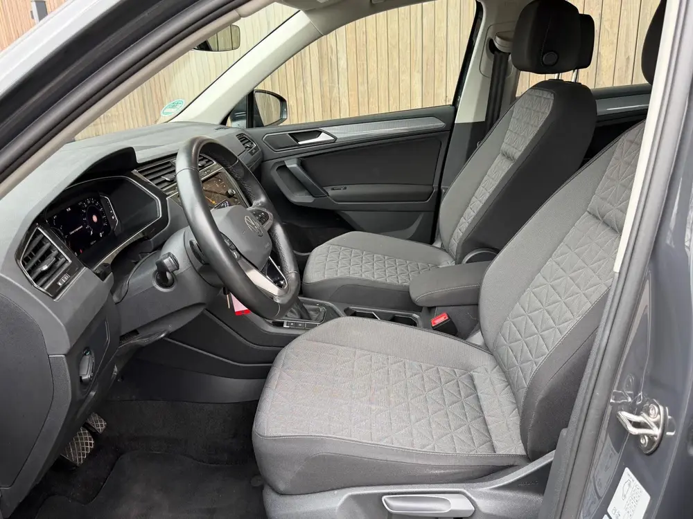 Volkswagen Tiguan 1.4 TSI eHybrid Life / Trekhaak / DH / uit 2022, foto 19