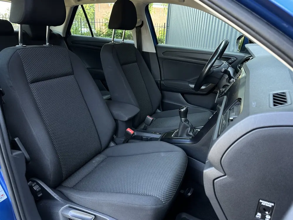 Volkswagen T-Roc 1.0 TSI 116 pk Carplay, stoelverwarming, Cr uit 2019, foto 5