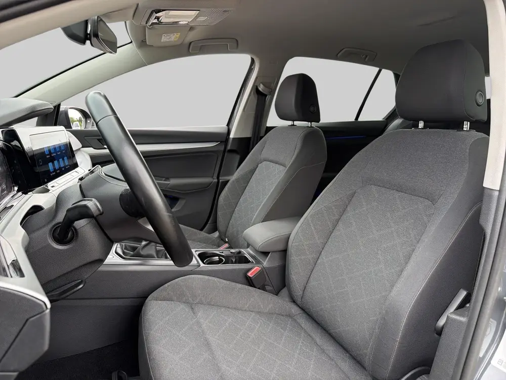 Volkswagen Golf 1.0 TSI Life uit 2022, foto 14