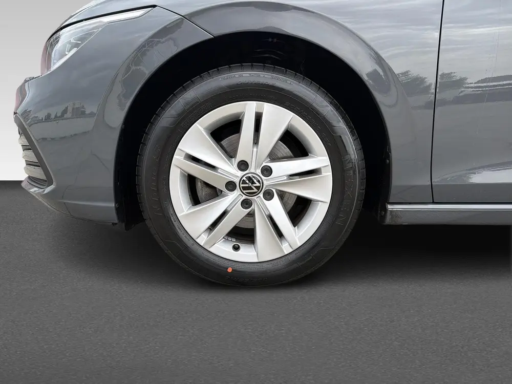 Volkswagen Golf 1.0 TSI Life uit 2022, foto 9
