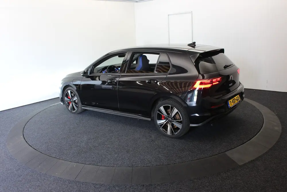 Volkswagen Golf GTE 245PK IQ Light Camera Dodeh Detec Cruise uit 2022, foto 13