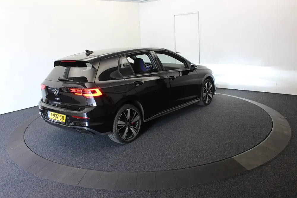 Volkswagen Golf GTE 245PK IQ Light Camera Dodeh Detec Cruise uit 2022, foto 14