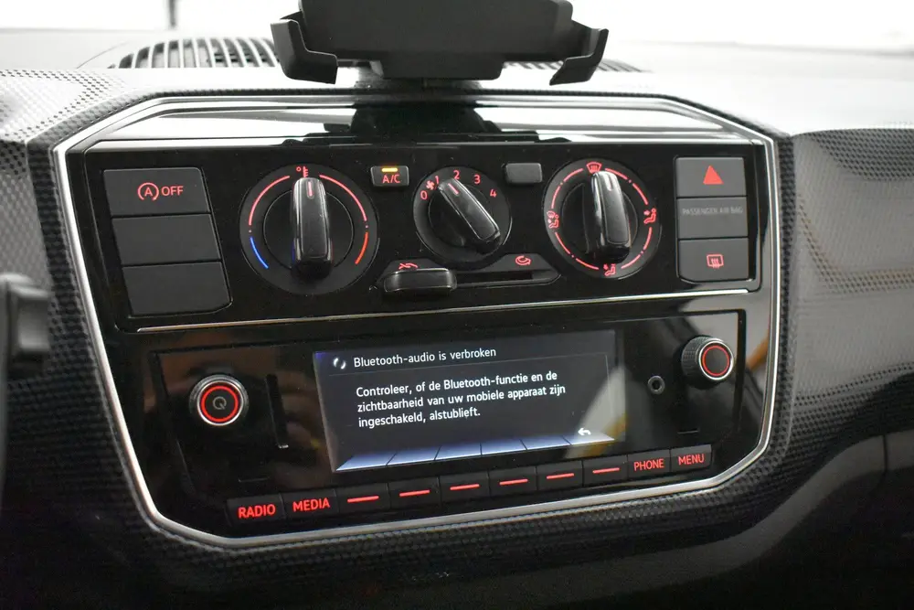 Volkswagen Up! 1.0 BMT move up Executive (bj 2019) uit 2019, foto 4
