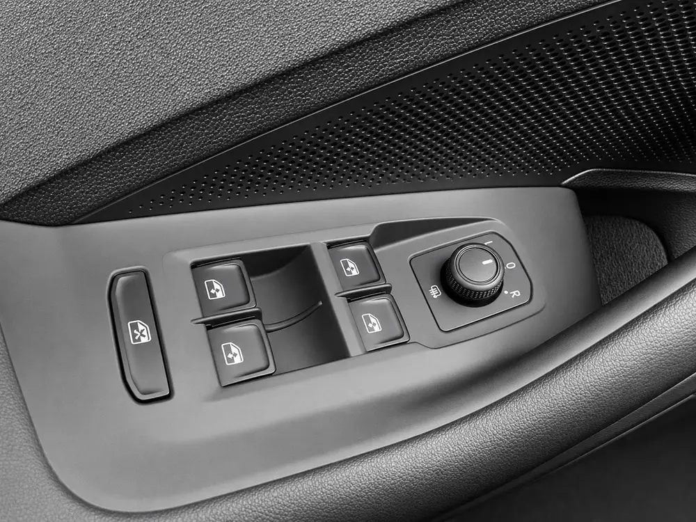 Volkswagen Passat Variant 1.5 eTSI Business Navigatie Apple uit 2025, foto 11