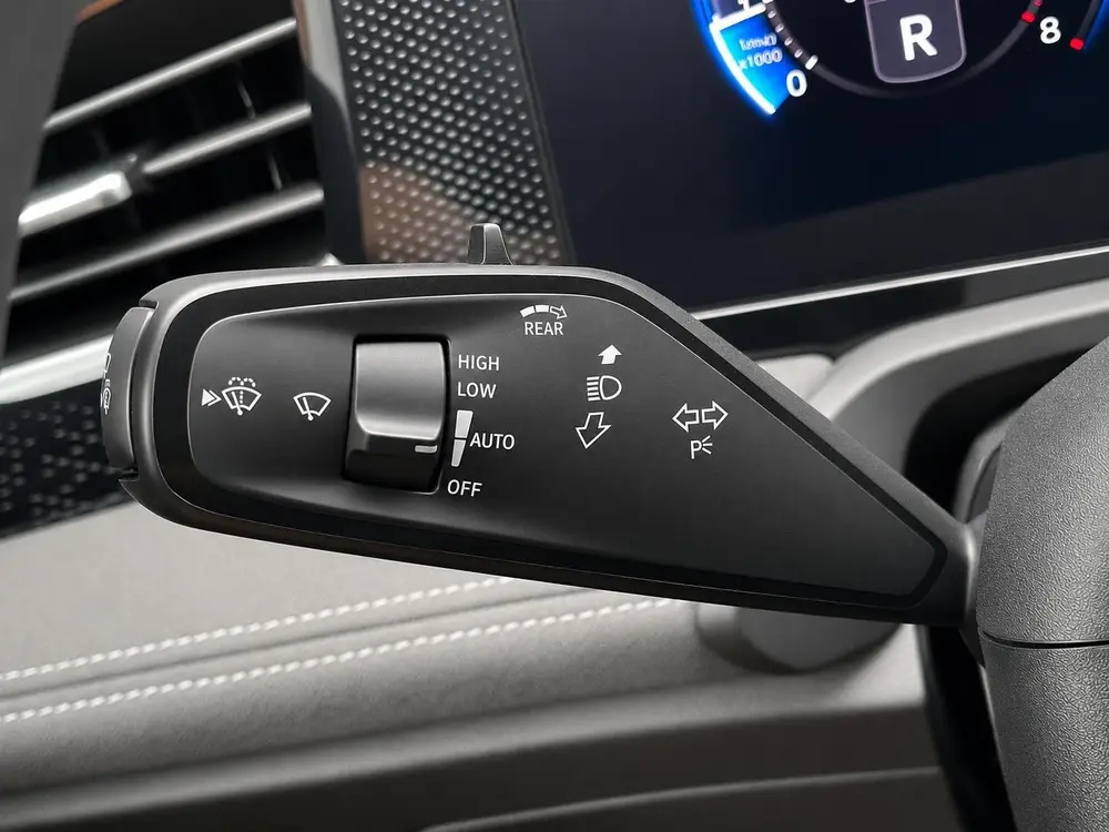Volkswagen Passat Variant 1.5 eTSI Business Navigatie Apple uit 2025, foto 13