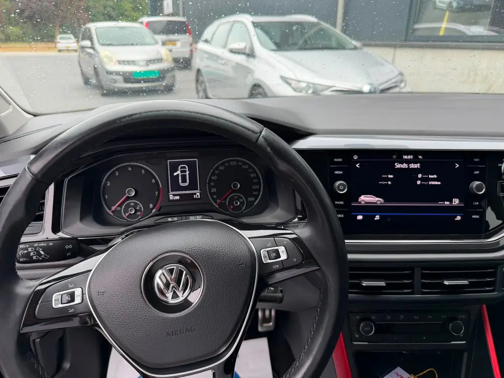 Volkswagen POLO 1.0 TSI Comfortline uit 2019, foto 10