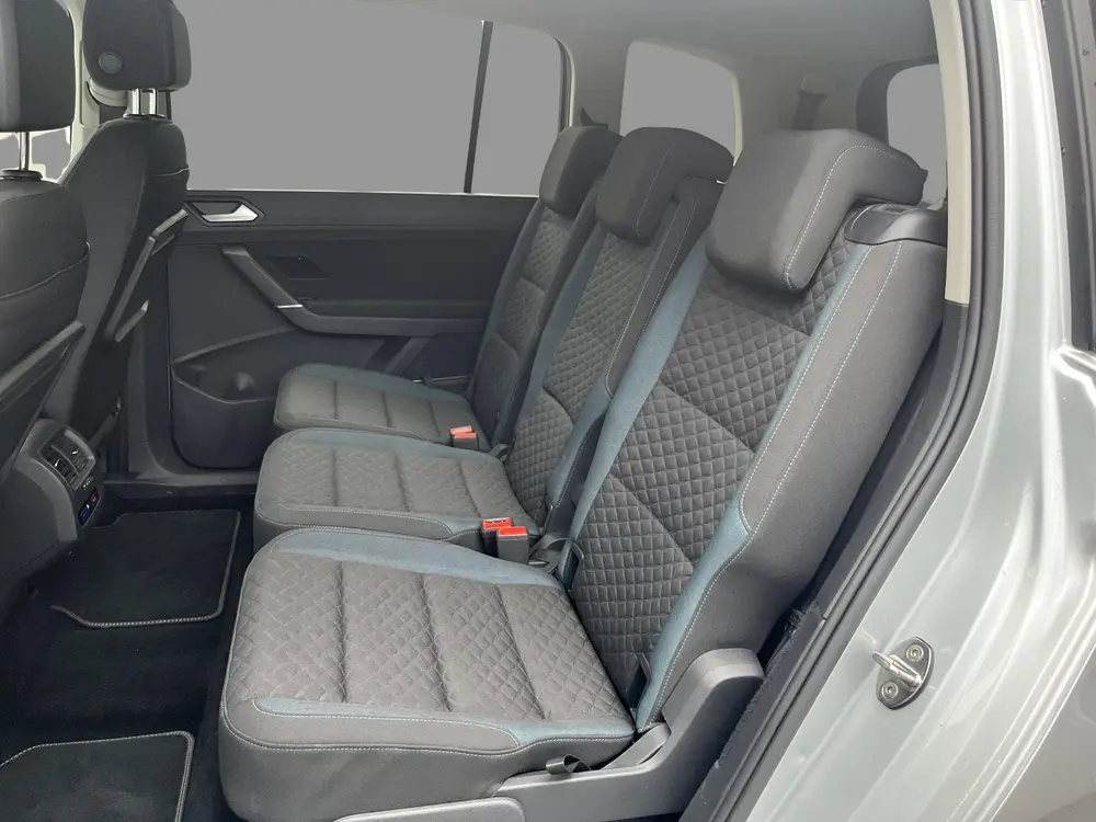 Volkswagen Touran 1.0 TSI Comfortline 7-Persoons Navigatie uit 2019, foto 5