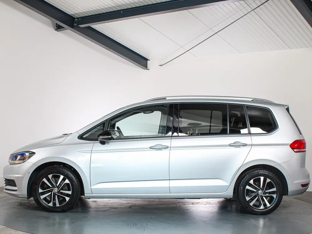 Volkswagen Touran 1.0 TSI Comfortline 7-Persoons Navigatie uit 2019, foto 9