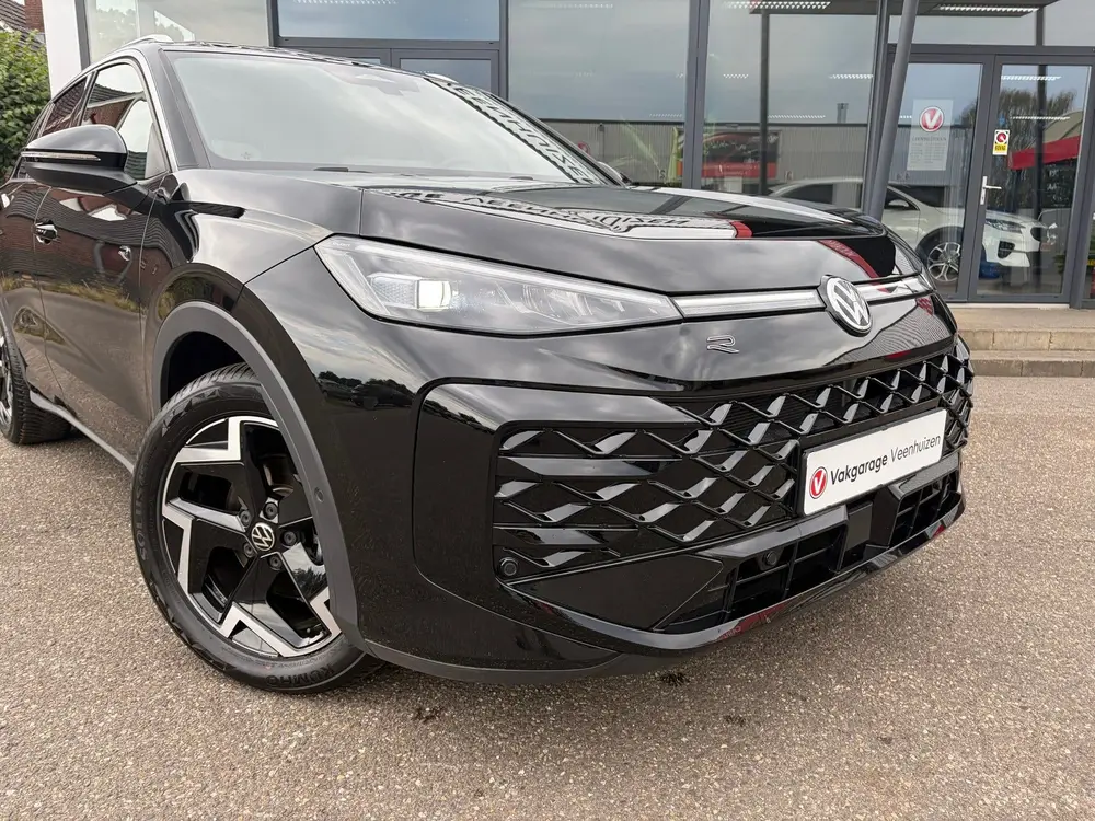 Volkswagen T-Roc 1.5 eTsi R-Line First Edition 150PK|Rijklaa uit 2026, foto 2