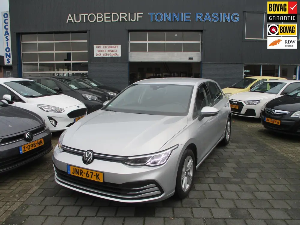 Volkswagen Golf 1.5 TSI Life Business uit 2023