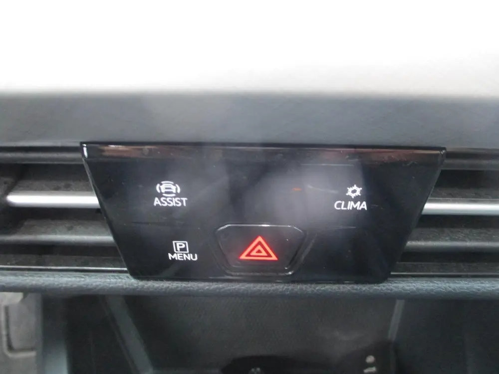 Volkswagen Golf 1.5 TSI Life Business uit 2023, foto 9