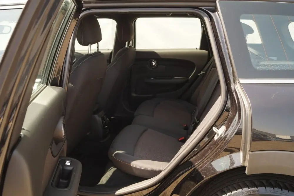 Mini Clubman 1.5 Cooper Business Edition -NAVI-ECC-PDC uit 2019, foto 7