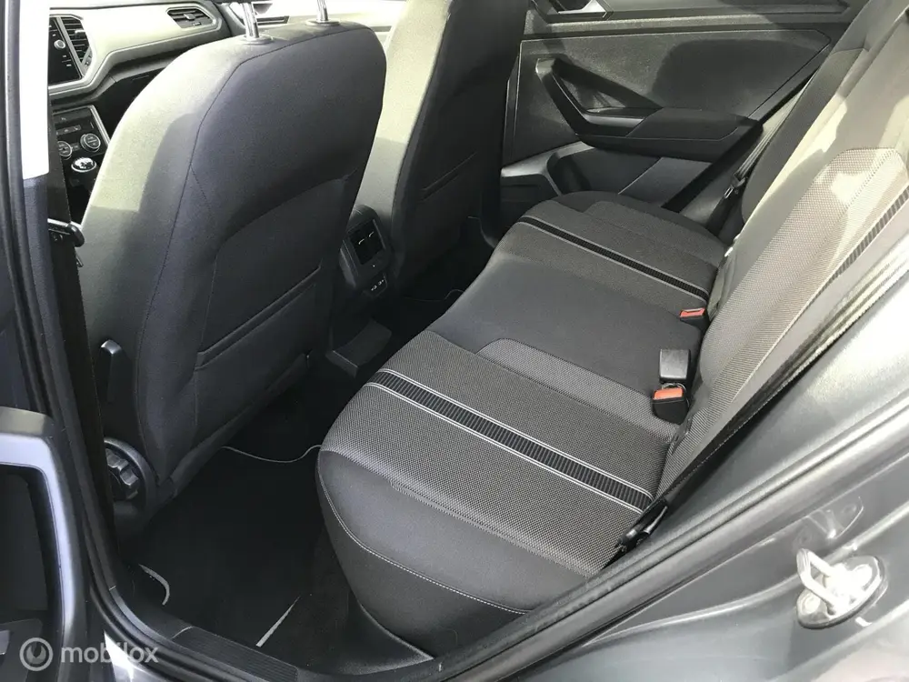 Volkswagen T-Roc 1.0 TSI Style panoramadak, camera uit 2021, foto 14