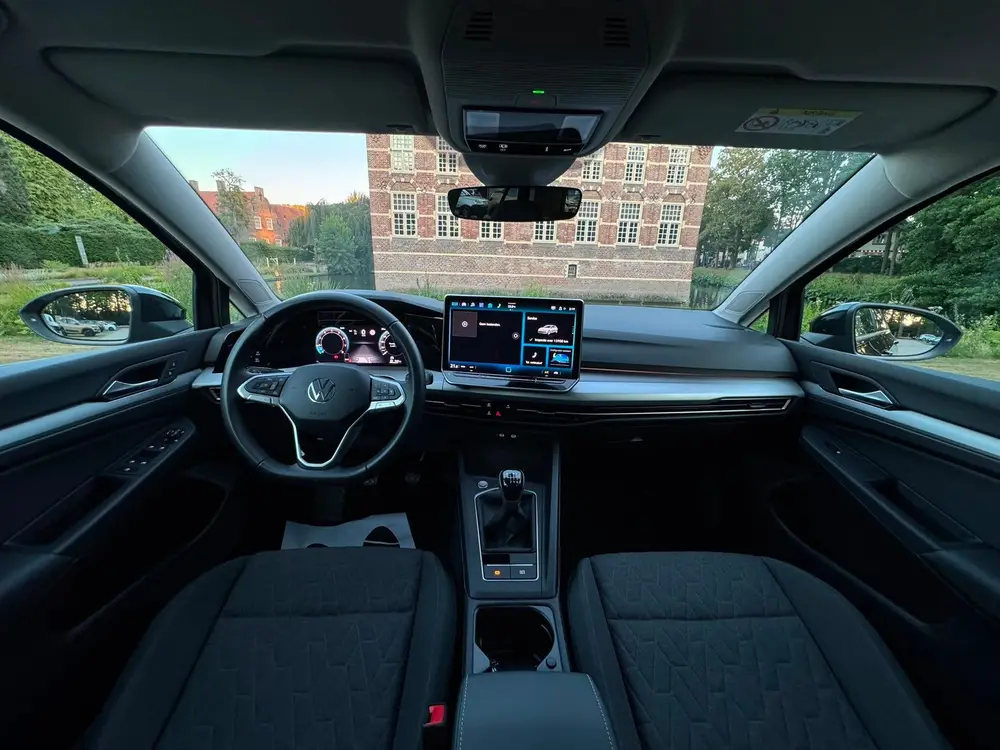 Volkswagen Golf 1.5 TSI Life Edition|CLIMA|GROOT SCHERM|CARP uit 2024, foto 2