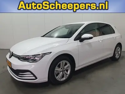 Volkswagen Golf 1.0 eTSI Life Business NAVI/DIG.COCKPIT/LED/ uit 2021
