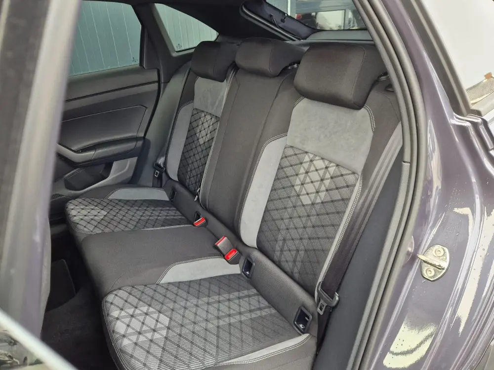 Volkswagen Taigo Taigo 1.5 TSI OPF DSG R-Line 150pk | BTW | IQ | A uit 2025, foto 11