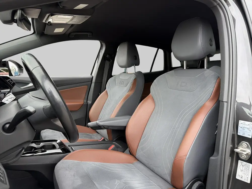 Volkswagen ID.4 First 77 kWh uit 2021, foto 14