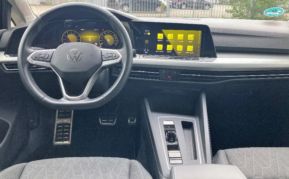 Volkswagen Golf 1.0 Etsi 110pk 7-DSG 2023 Zwart uit 2023, foto 8