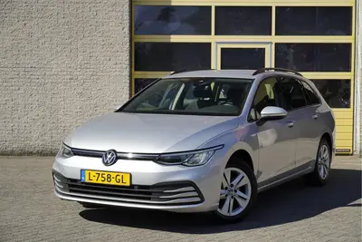 Volkswagen Golf Variant 1.0 TSI Life BJ2021 Lmv 16" | Led V+ uit 2021