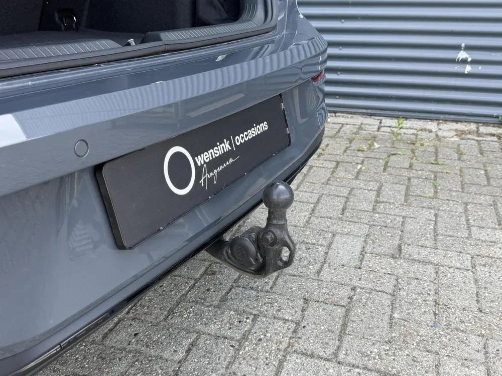 Volkswagen Golf 1.5 eHybrid GTE | Panoramdak | Trekhaak | St uit 2025, foto 16