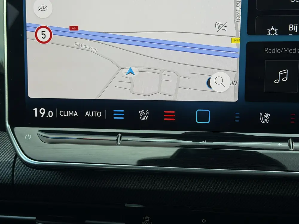 Volkswagen Golf 1.5 eHybrid GTE | Panoramdak | Trekhaak | St uit 2025, foto 17