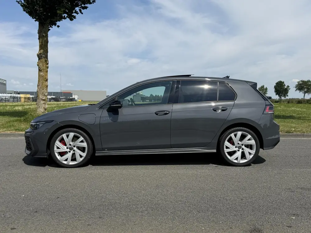 Volkswagen Golf 1.5 eHybrid GTE | Panoramdak | Trekhaak | St uit 2025, foto 4