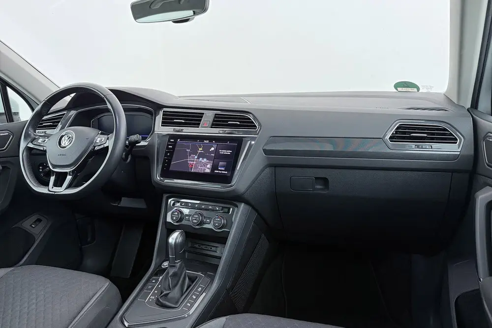 Volkswagen Tiguan 1.5 TSI ACT Comfortline Business | Panoram uit 2019, foto 17