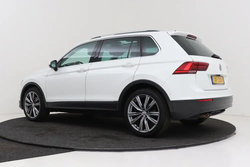 Volkswagen Tiguan 1.5 TSI ACT Comfortline Business | Panoram uit 2019, foto 7
