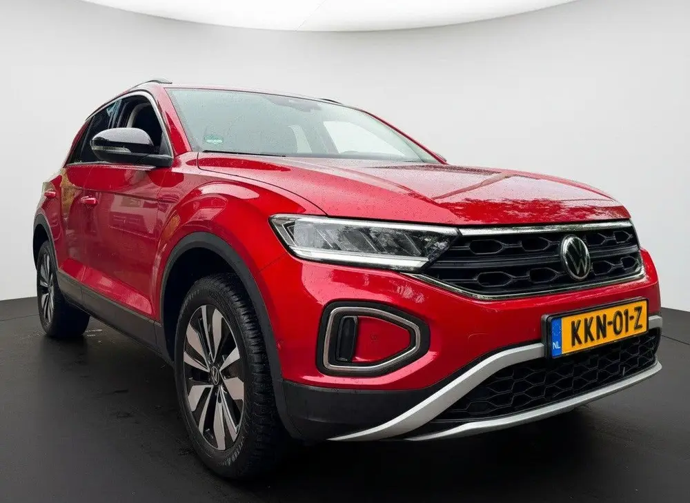 Volkswagen T-Roc TSI 115PK LIFE GOAL EDITION VIRTUAL/NAVI/AC uit 2024, foto 11
