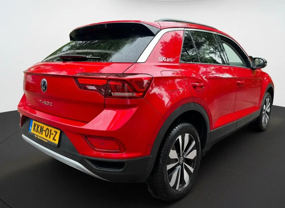 Volkswagen T-Roc TSI 115PK LIFE GOAL EDITION VIRTUAL/NAVI/AC uit 2024, foto 3