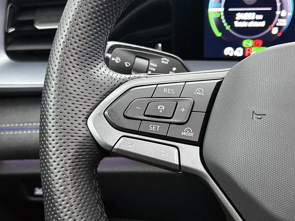 Volkswagen Tayron 1.5 eHybrid R-Line Edition SoH 99,92% | 20 uit 2025, foto 6