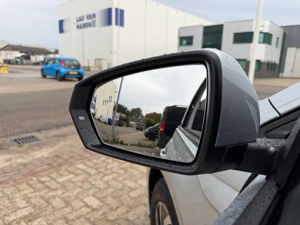 Volkswagen Polo 1.0 TSI DSG PARK/LANE/FRONT tot 06-2028 APK uit 2022, foto 12