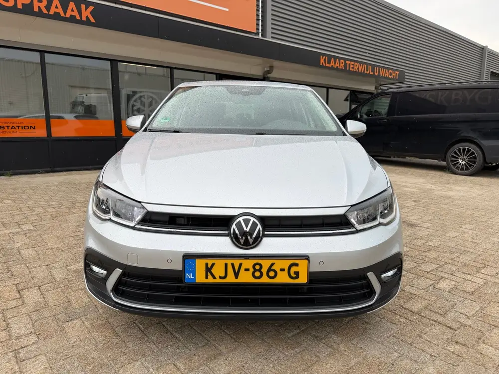 Volkswagen Polo 1.0 TSI DSG PARK/LANE/FRONT tot 06-2028 APK uit 2022, foto 2