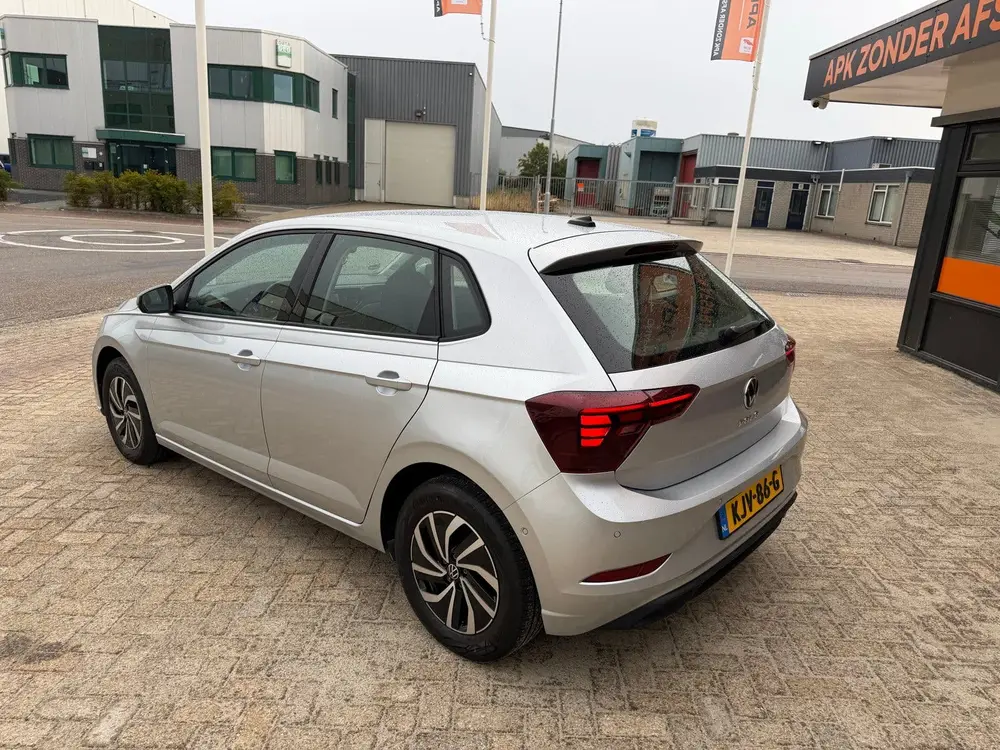 Volkswagen Polo 1.0 TSI DSG PARK/LANE/FRONT tot 06-2028 APK uit 2022, foto 7
