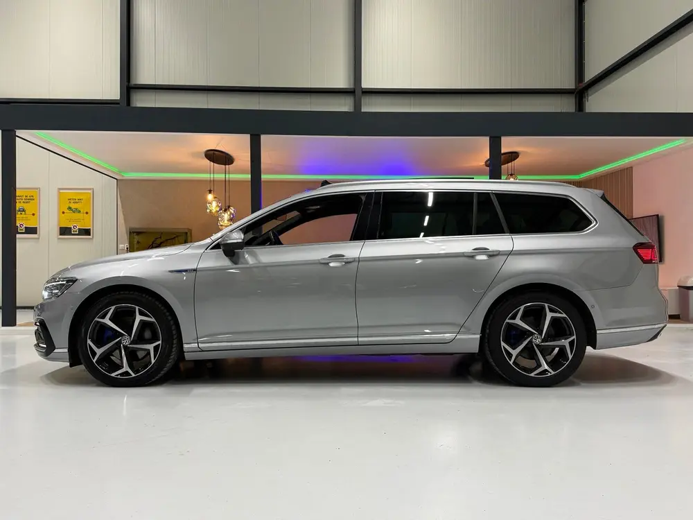 Volkswagen Passat Variant GTE 218pk DSG | Pano | Trekhaak | uit 2020, foto 11
