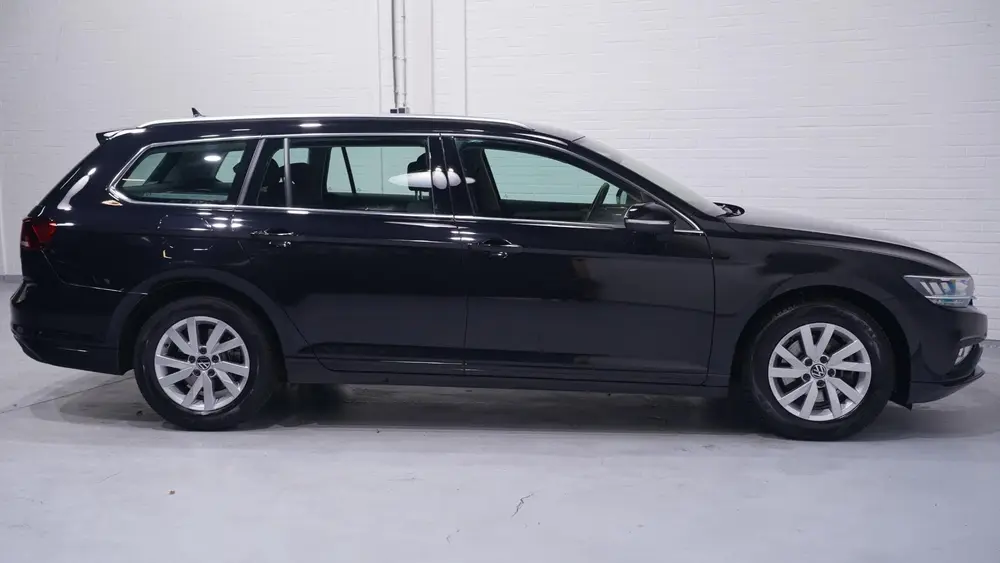 Volkswagen Passat Variant 1.5 TSI Business Wegklapbare trekh uit 2022, foto 8