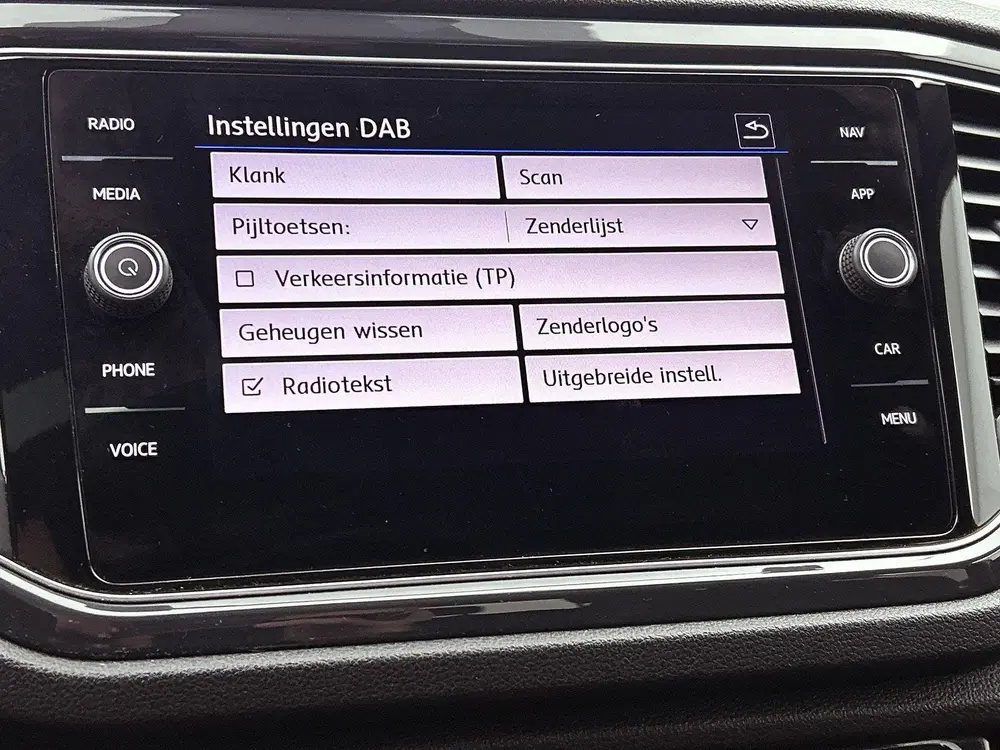Volkswagen T-Roc 1.5 TSI Sport | 150 PK | Automaat | Digital uit 2020, foto 10