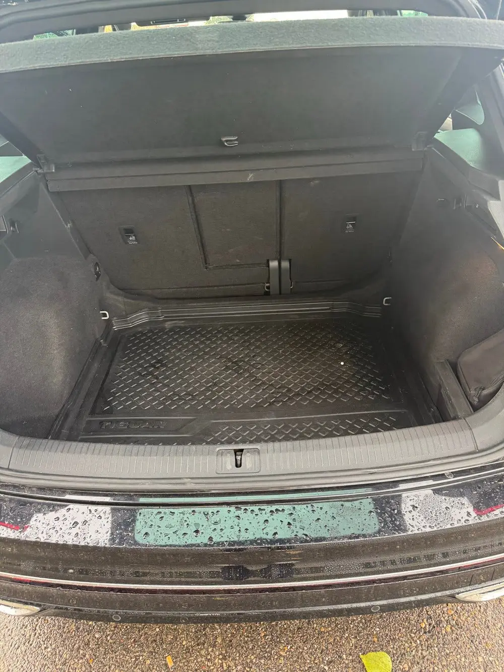 Volkswagen Tiguan R-Line 1.5 TSI ACT 150pk DSG 2020 Zwart uit 2020, foto 10