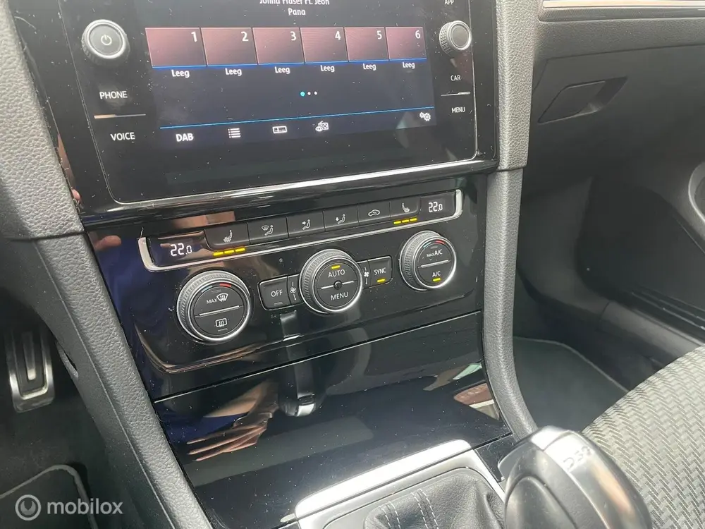 Volkswagen Golf 1.5 TSI R-Line DSG Pano Virtual 150PK Camera uit 2019, foto 12