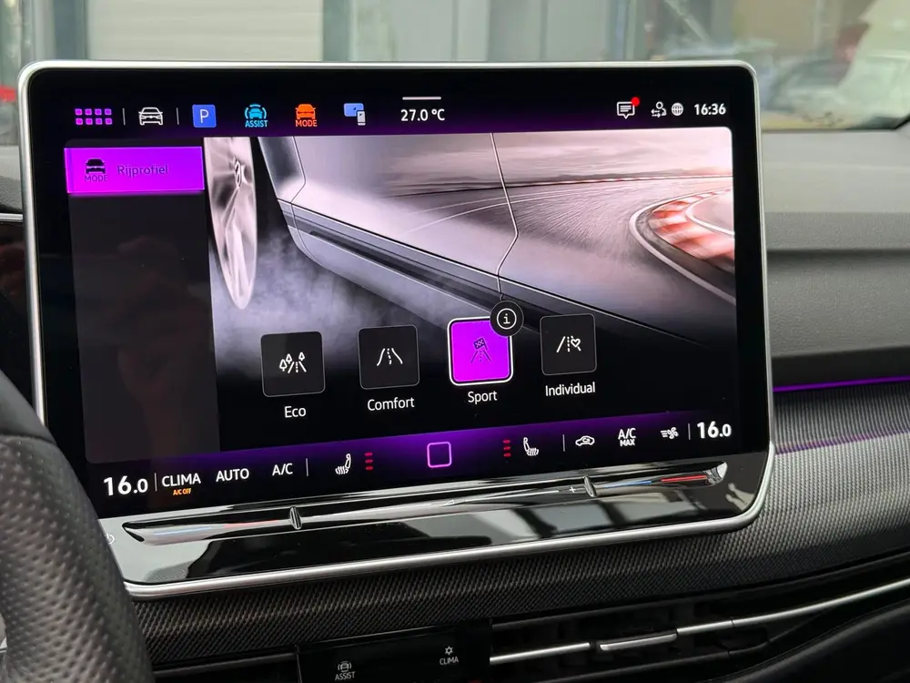 Volkswagen Golf 1.5 eTSI R-Line Edition| PANO| HUD| uit 2025, foto 18