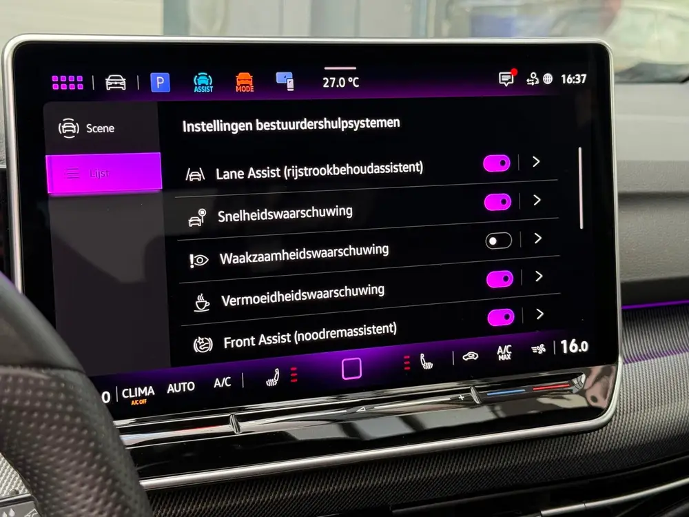 Volkswagen Golf 1.5 eTSI R-Line Edition| PANO| HUD| uit 2025, foto 8
